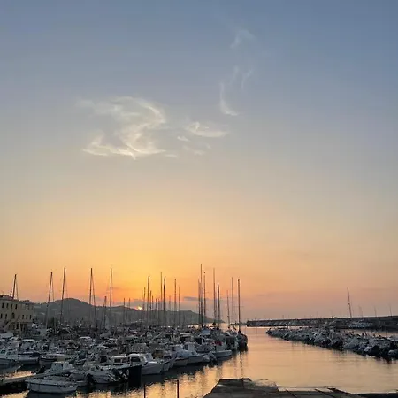 公寓 Bilocale House Gaudio 23 - A 1 Minuto Dall'ariston - Wifi 圣雷默